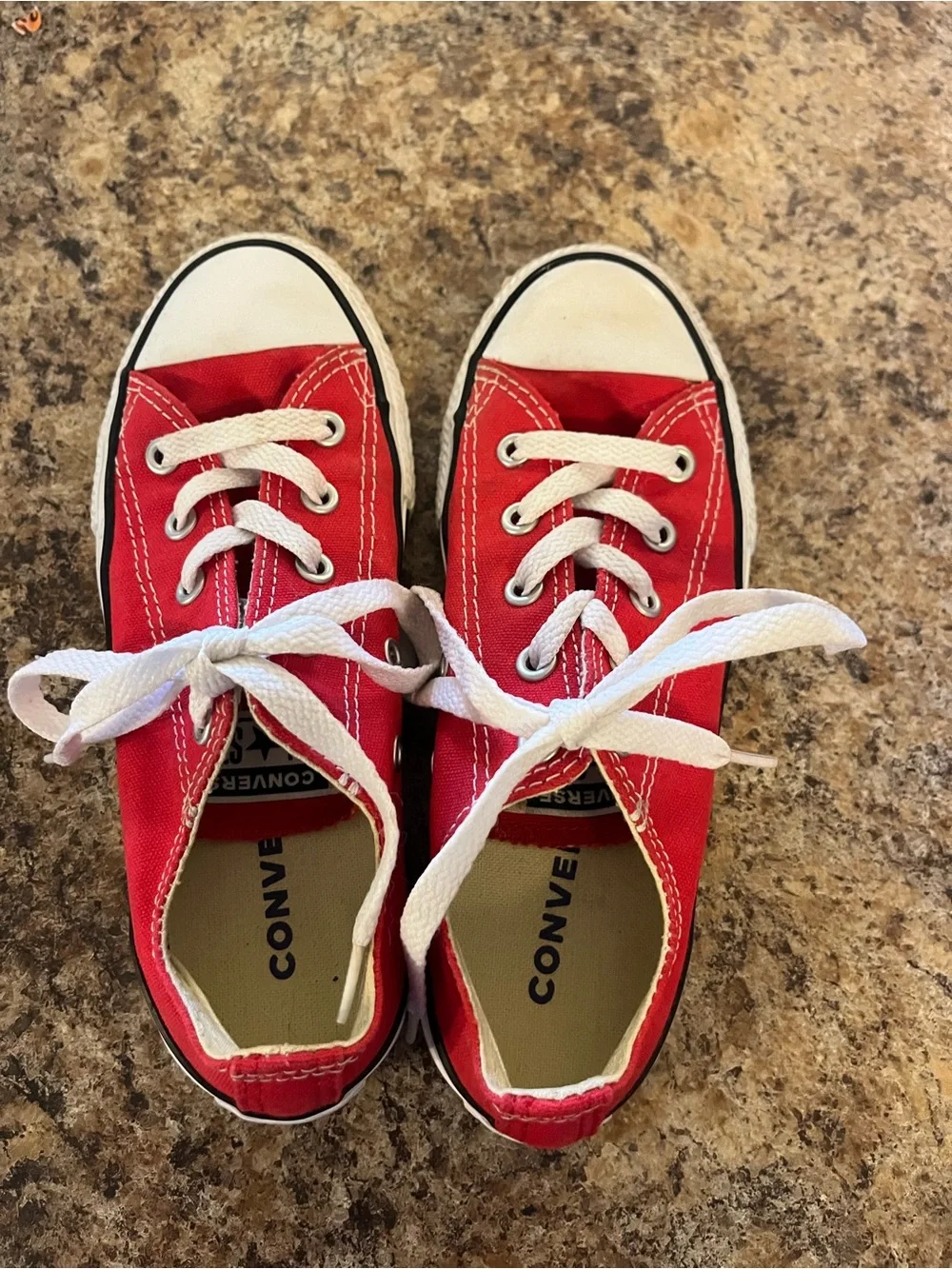 Converse‎ Kids Red Canvas Low-Top Sneakers with White Accents